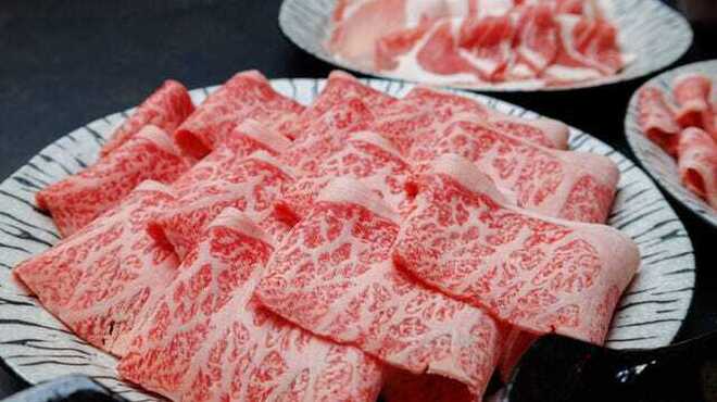 しゃぶしゃぶ すき焼き 食べ放題 和牛と豚 - メイン写真: