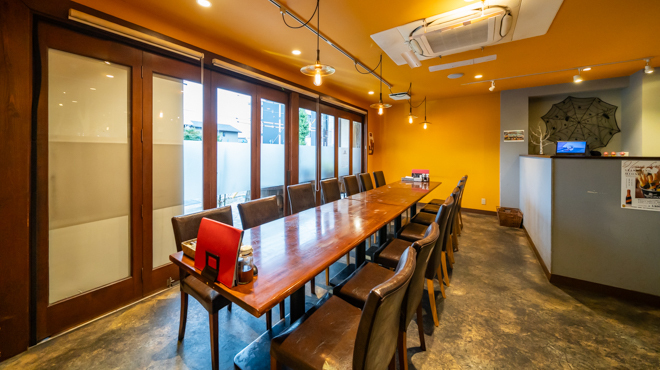 カフェダイニングアンドステーキ ガッテンダー - メイン写真: