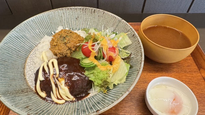 仔うま食堂 - メイン写真: