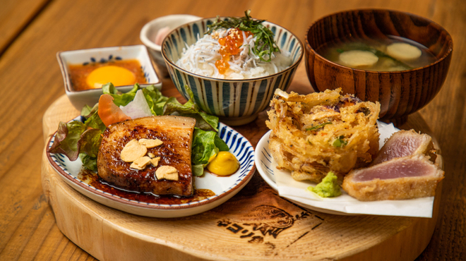 海沿いの キコリ食堂 - メイン写真: