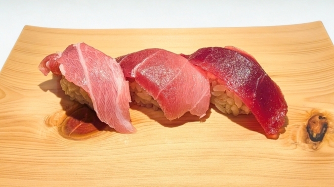 廻転とやま鮨 - メイン写真: