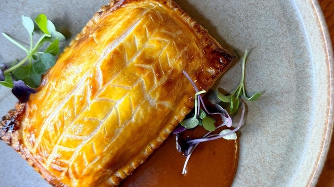 sérieux - メイン写真: