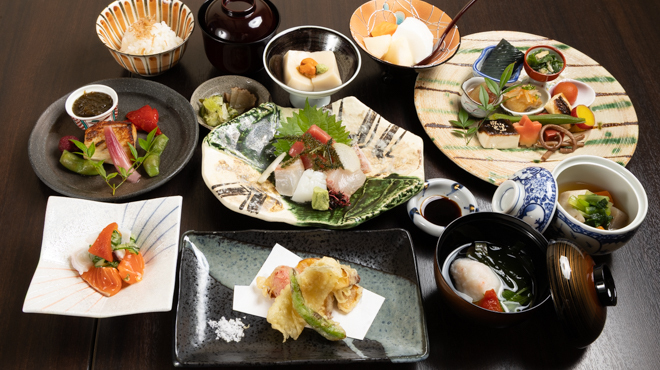 利光 - 料理写真:￥8,800　生駒コース