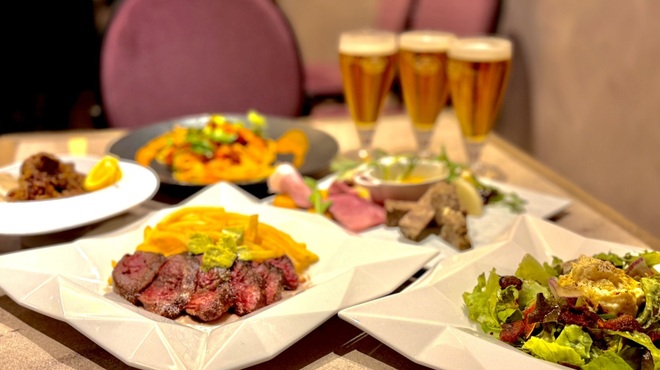 メトロカフェ カラト - 料理写真:みんなでワイワイ楽しめるコースメニュー♪