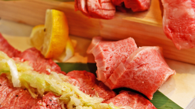 厚切り仙台牛タンと黒毛和牛食べ放題 焼肉倶楽部 - メイン写真: