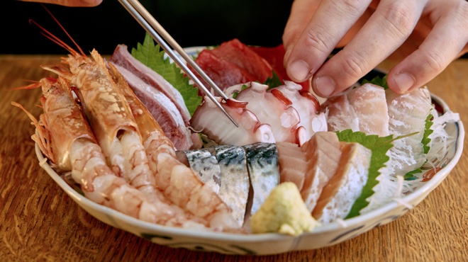 日本酒バル　Chintara - メイン写真: