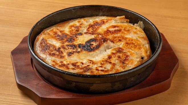 炭炙りと鉄鍋餃子 あららぎ - メイン写真: