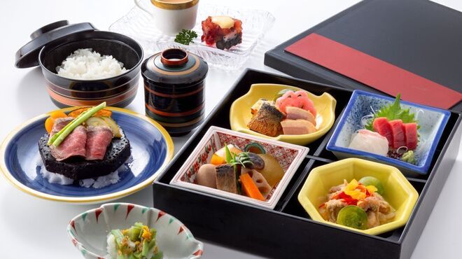 神戸たむら - 料理写真:松花堂