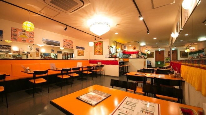 サリナ - メイン写真: