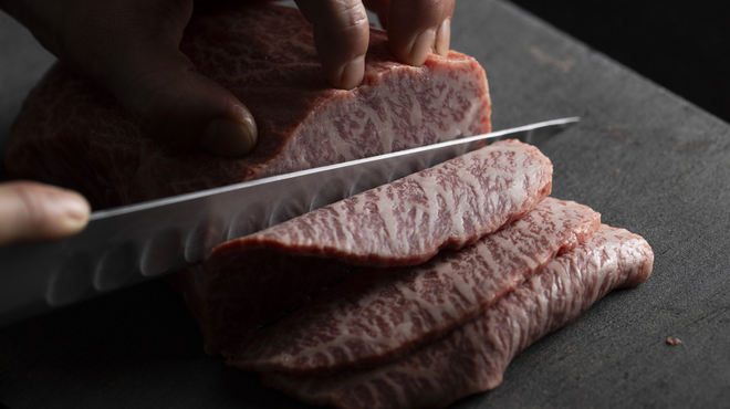 焼肉 The INNOCENT CARVERY 新丸ビル店 - メイン写真: