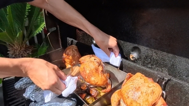 塊肉ステーキと牡蠣 アホヤネン 岡崎BBQガーデン - メイン写真: