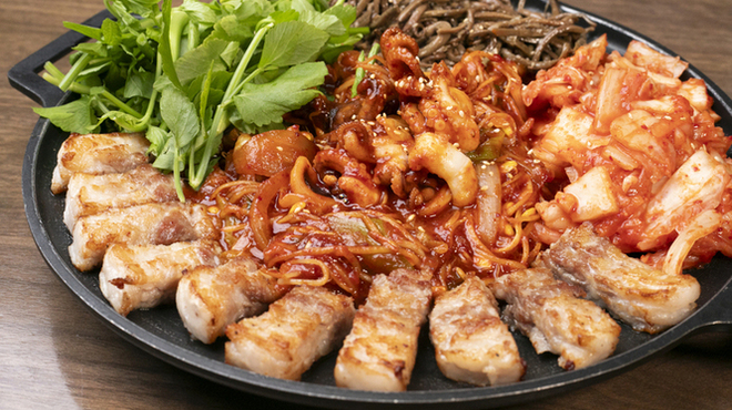 韓国料理　ハンス - メイン写真: