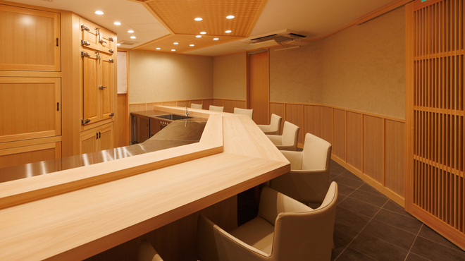 鮨 赫 sushi aka Tokyo - メイン写真: