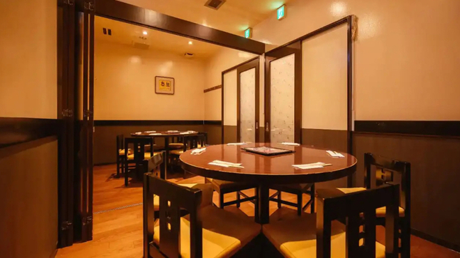 横浜中華街 皇朝レストラン - メイン写真: