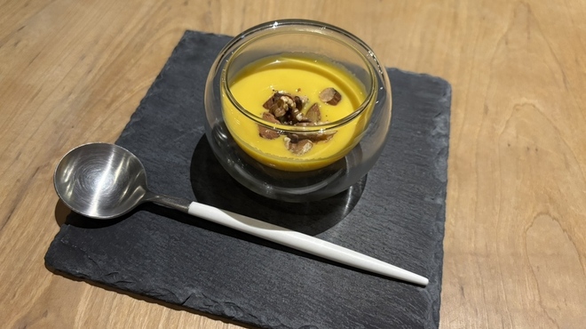 ダイニングルーム バイ ザ ビワコ セトレ マリーナびわ湖 - 料理写真:北琵琶湖の恵み、バターナッツスープ、まいう〜(//∇//)