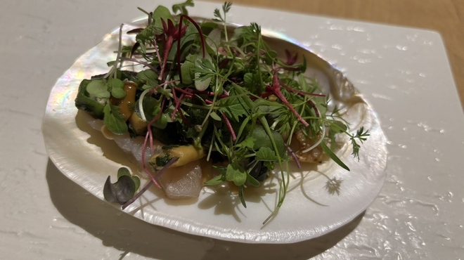 ダイニングルーム バイ ザ ビワコ セトレ マリーナびわ湖 - 料理写真:水澄む湖、大イワナは、独特の味わいやっ種(･･;)