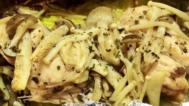 焼鶏処 ゑぼし - 料理写真:秋鮭のホイル焼き