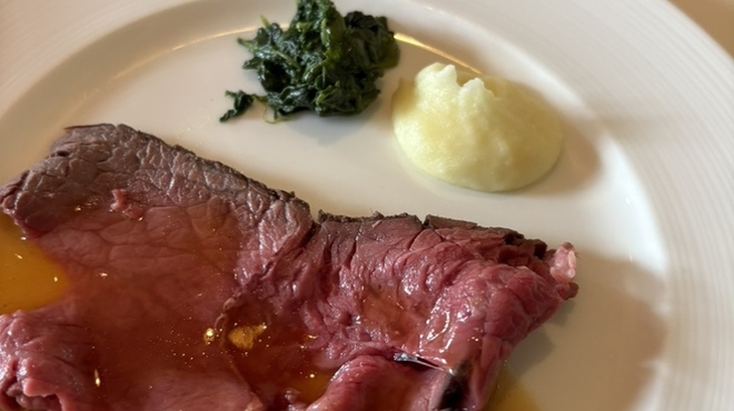 オチェーアノ - 料理写真:ローストビーフ
