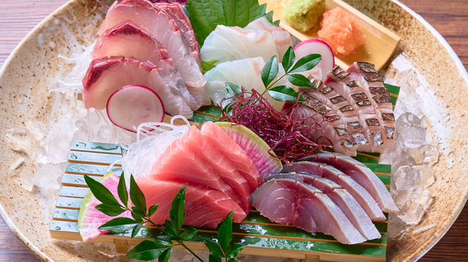 博多弁天堂 - メイン写真: