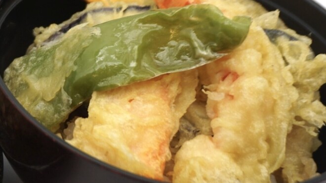 餃子 権兵衛 - メイン写真: