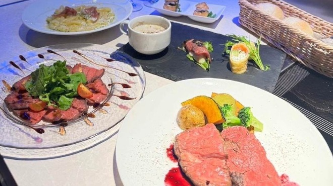 国産熟成焼肉 肉バル ドウラクコリーダ ランドマーク店 - メイン写真: