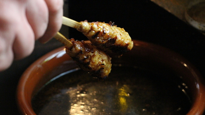 地どり炭火焼 鳥まる - メイン写真: