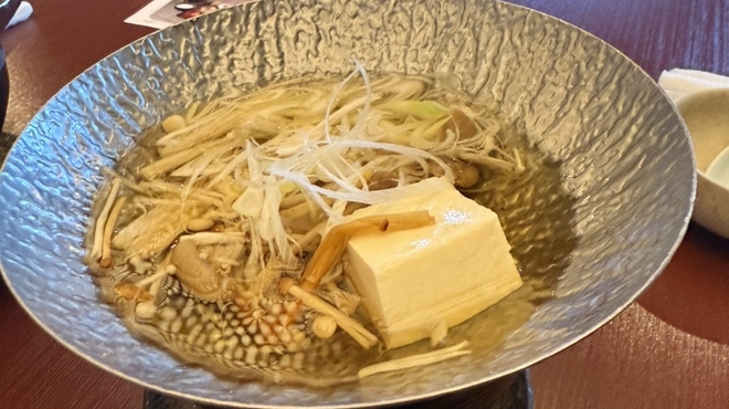 花木鳥 - 料理写真:鰹出汁、きのこ