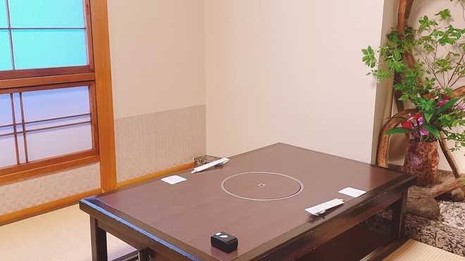 茶寮 もち月 - 内観写真:堀こたつ席