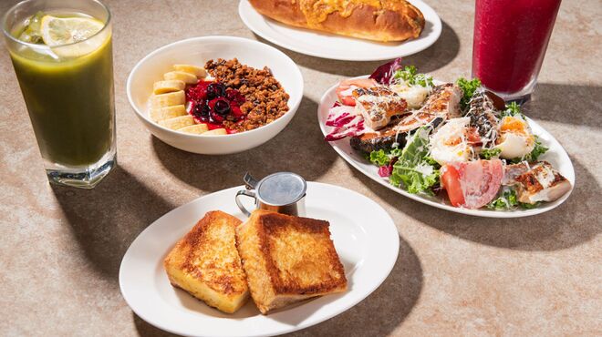 AZABUDAI HILLS CAFÉ - メイン写真: