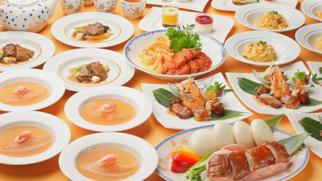 萬珍樓 本店 - 料理写真:錦繍宴　11000円