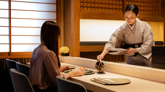 御料理 盈月 - メイン写真: