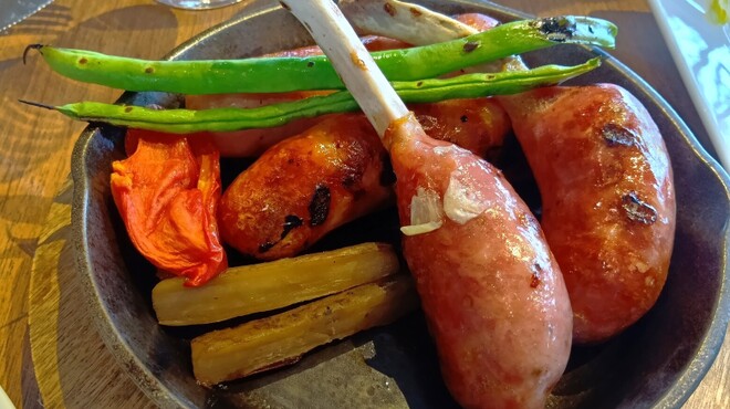 オールデイダイニング カルイザワグリル - 料理写真:鶏を外してみた