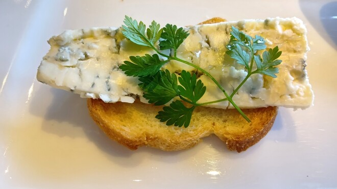 オールデイダイニング カルイザワグリル - 料理写真:ブルーチーズ