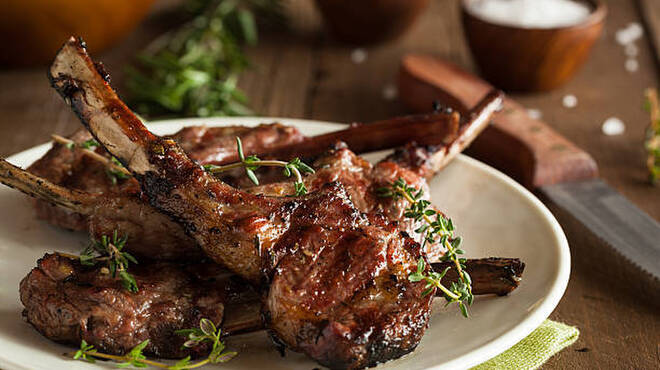 お肉の食べ放題専門店 個室 グリル＆バル 新宿本店 - メイン写真: