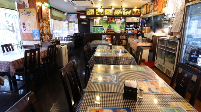 インド料理ルンビニ - メイン写真: