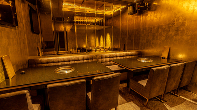 しゃぶしゃぶ すき焼き 焼肉　兜　奥座 - メイン写真: