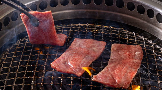 しゃぶしゃぶ すき焼き 焼肉　兜　奥座 - メイン写真: