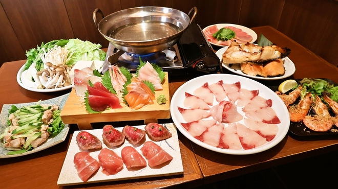 海鮮居酒屋 まんげつ すしと刺身 - メイン写真: