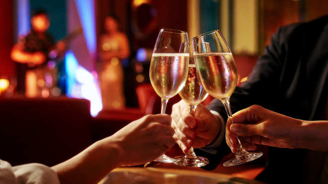 ザ タヴァン グリル＆ラウンジ - メイン写真: