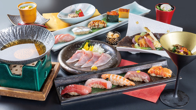 波奈 - 料理写真:昼鮨会席「極」8800円