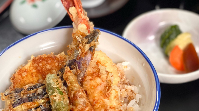 日本料理 若狭 - 料理写真:自慢のタレの天丼