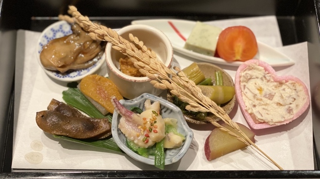 シーズン - 料理写真:あん肝と奈良漬、烏賊のぬた、からすみ大根など