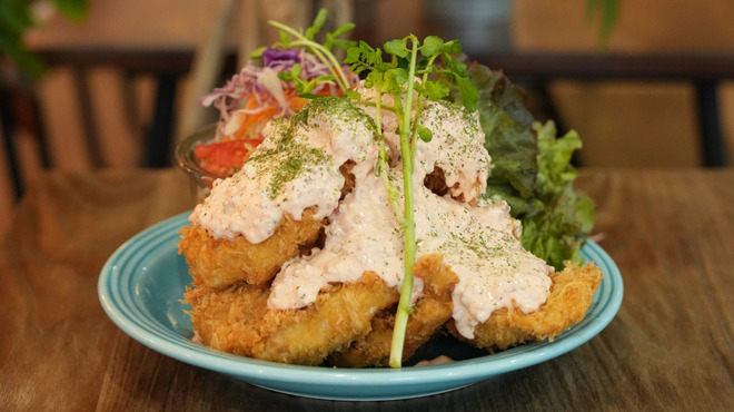 カフェ&キッチン マナビ - メイン写真: