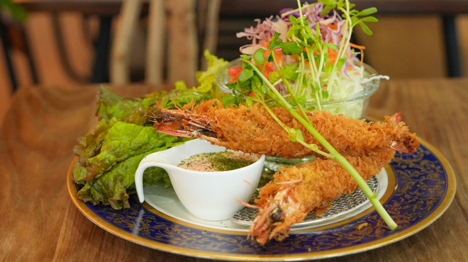 カフェ&キッチン マナビ - メイン写真: