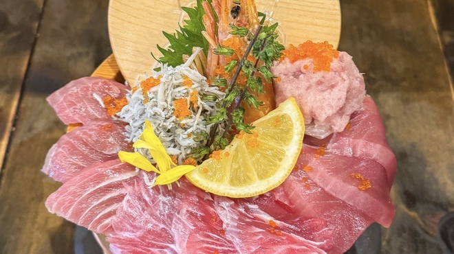 海鮮濱燒酒場 Yaichattei