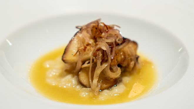 パトゥ - 料理写真:噴火湾産毛蟹とフランス産セップ茸のリゾット