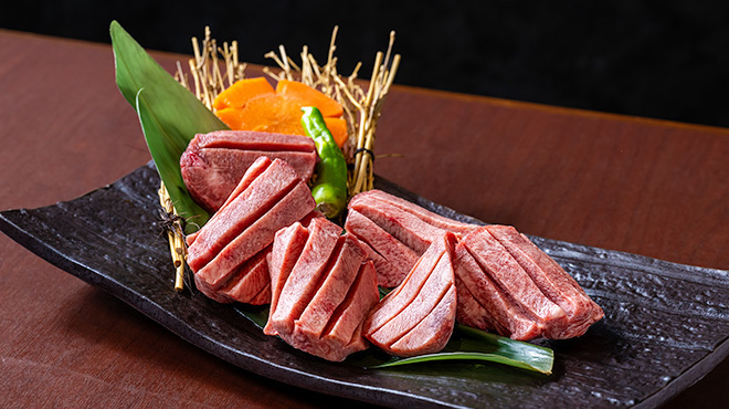 足柄牛焼肉もり次 - メイン写真: