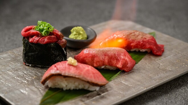 居間焼肉 百欒 - メイン写真: