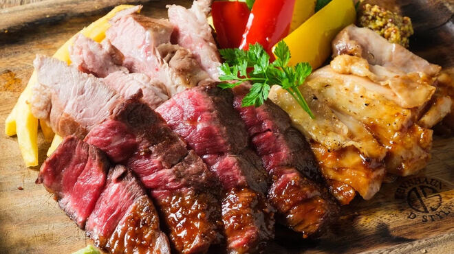 肉×日本酒バル ワラカド - メイン写真: