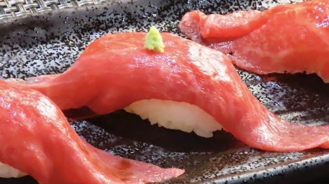 炭火焼肉 匠 - メイン写真: